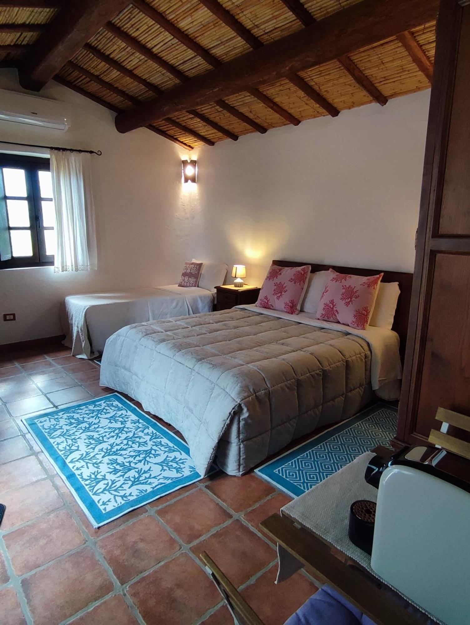 Stazzu Barecca B&B Cugnana Verde Exterior foto